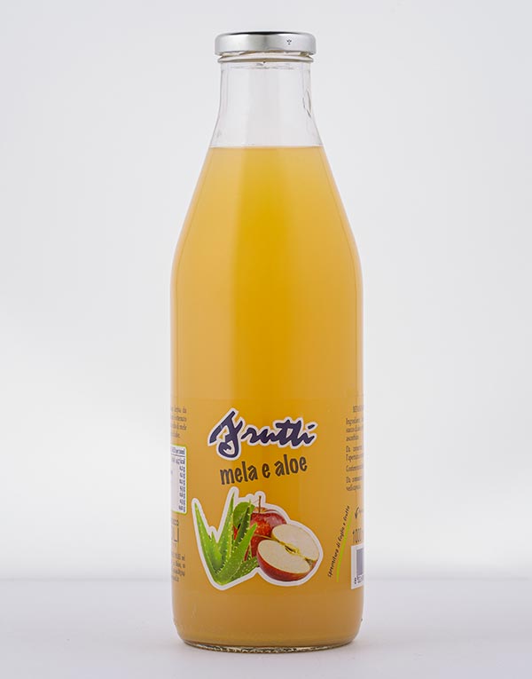 Succo di mele e aloe vera